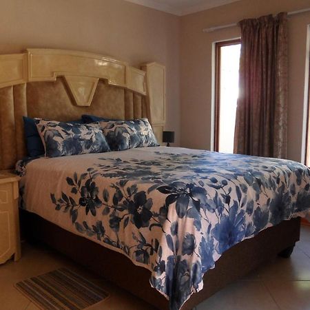 Ferienwohnung Garden Wing Upington Exterior foto